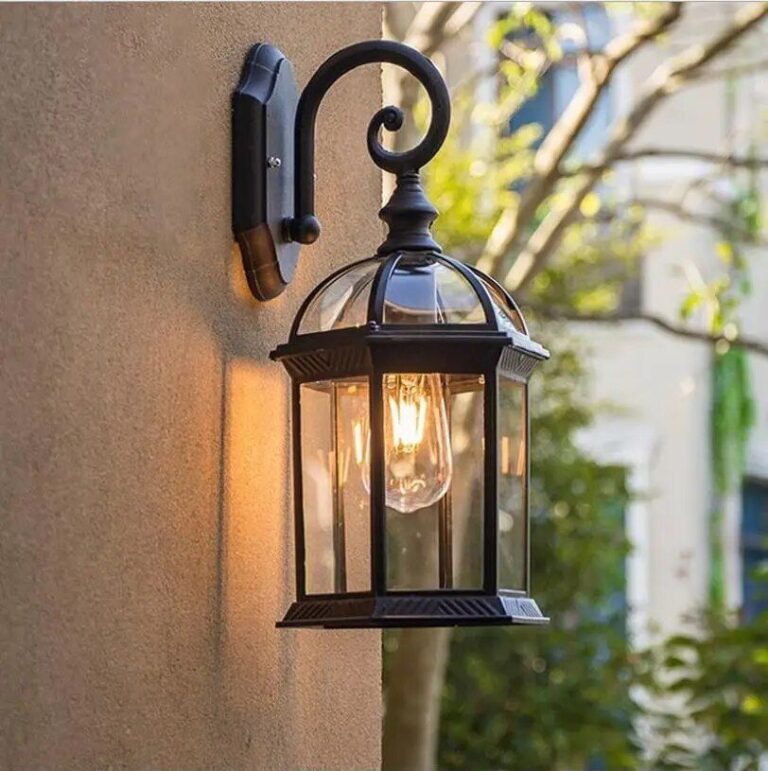 Outdoor Wall Lamp Guide: Choosing the Perfect Illumination